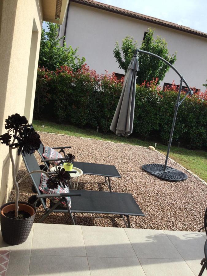 Mini-villa mitoyenne de type F2 proche Golfe de Lava Appietto Extérieur photo